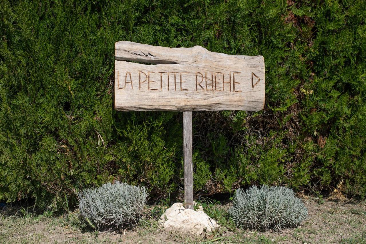 La Petite Ruche, 1 Bedroom Gite In The Luberon Апт Екстер'єр фото
